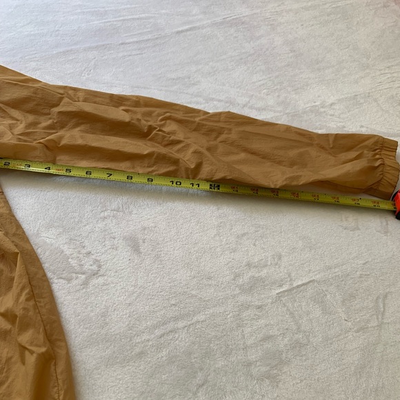 🔔 Gold Champion windbreaker - Picture 8 of 10